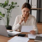 découvrez des astuces pratiques pour éviter d’être à découvert et apprenez à gérer votre budget efficacement afin de mieux contrôler vos finances au quotidien.
